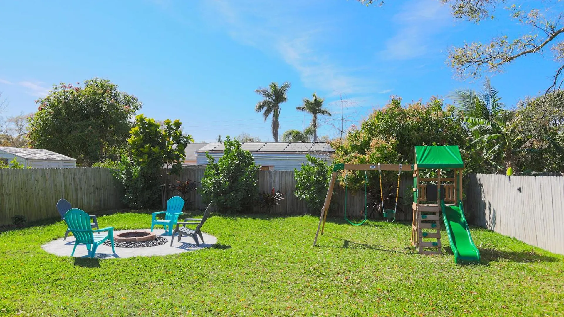Holiday home Pool, Playset, 15 Min To Pier 60 At Cove Cay Oasis Villa Clearwater
